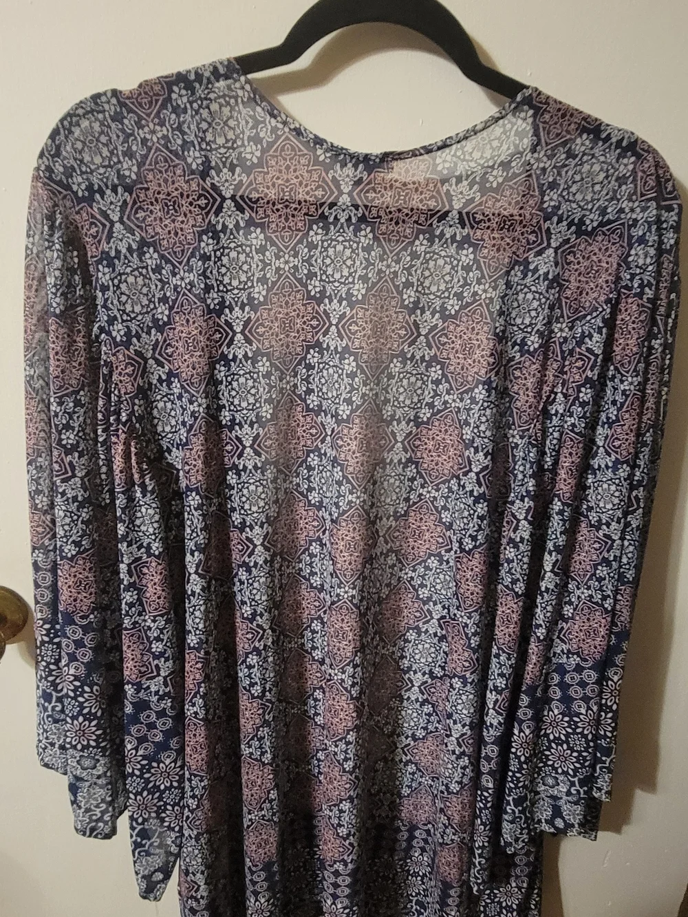 Avenue Navy and Dusty Pink Printed Open-Front Kimono - Picture 2 of 3